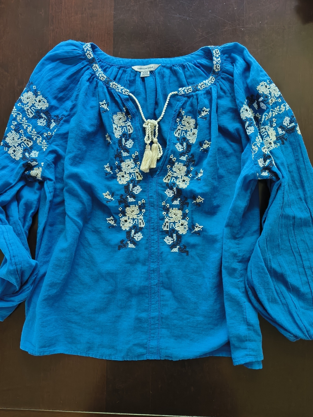 American Eagle Embroidered Boho Peasant Top - Medium